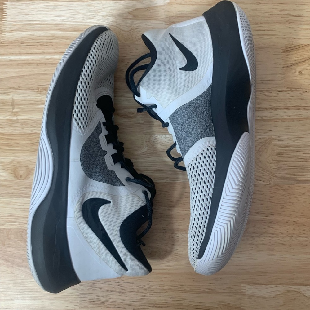 White Nike Air Precision 11s